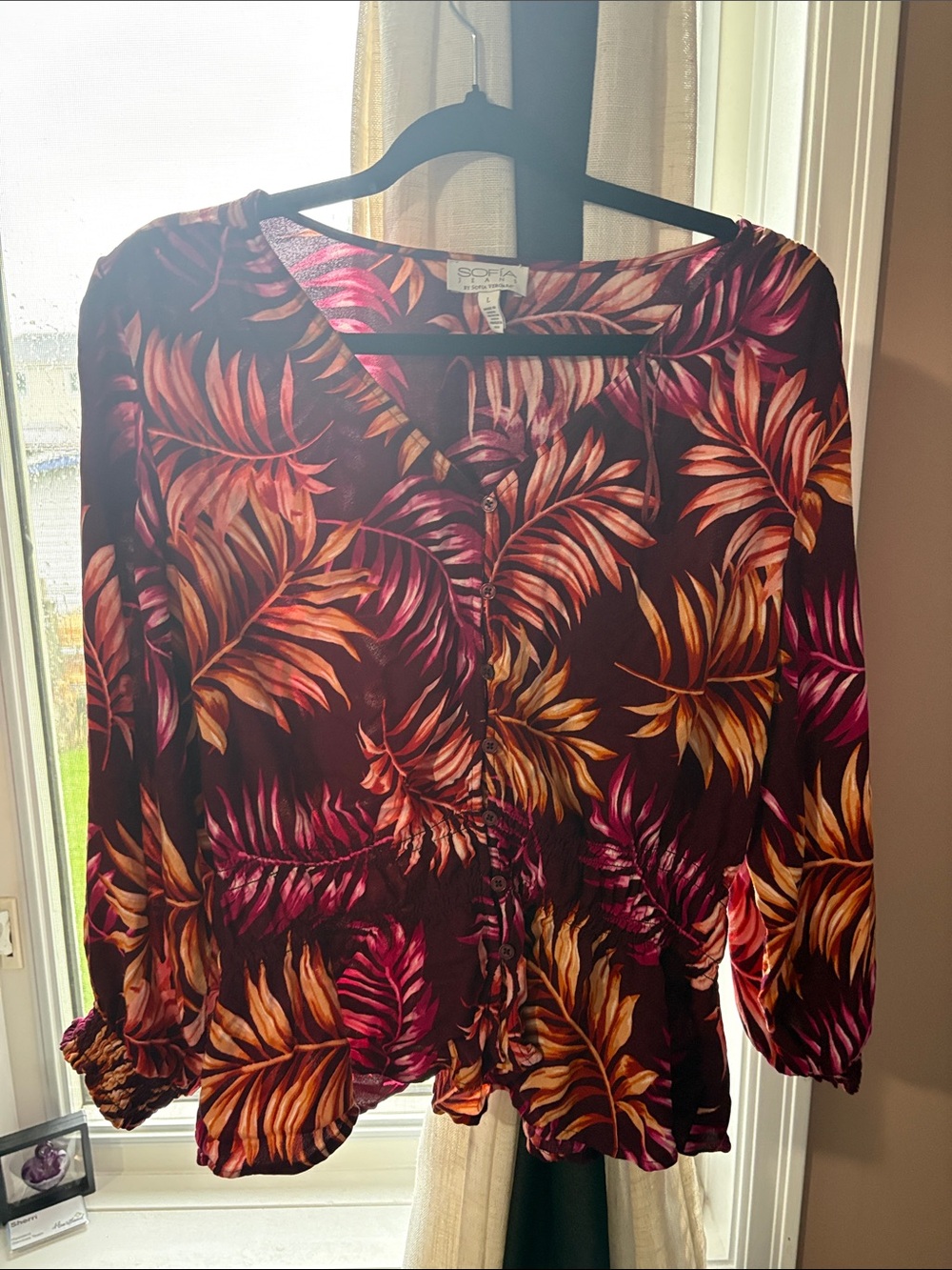 Leaf-Print Button Front Blouse in Burgundy